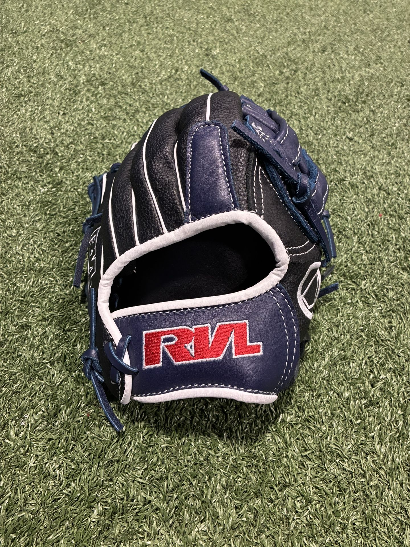 Premium Mexican Leather Baseball Glove, 11.5 Inch