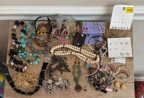 Lot of Costume Jewelry Bracelets Necklaces Earrings etc $8 for all