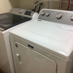 Maytag Washer and Bravo Gas Dryer