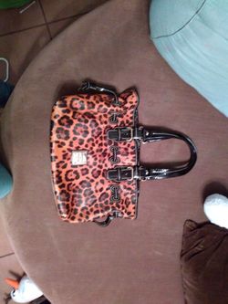 Dooney and Bourke purse