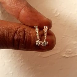 10 kt gold diamond earrings 