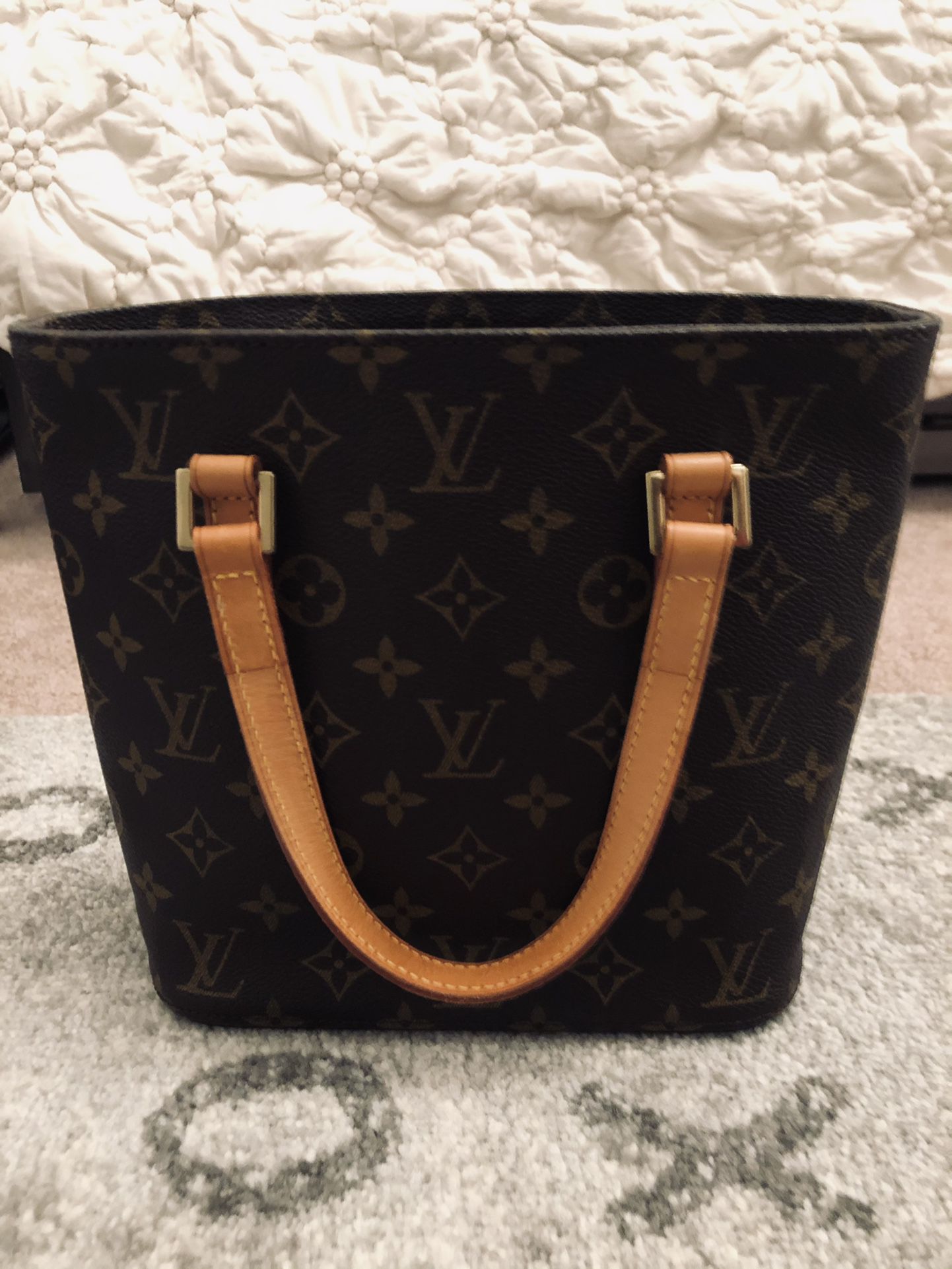 Drouot Louis Vuitton Crossbody for Sale in Fort Worth, TX - OfferUp