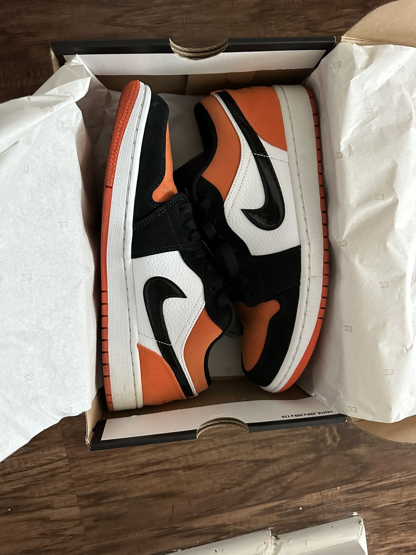 Jordan 1 low SBB