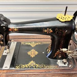 Unique Sewing Machine 