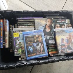DVD'S L, BLUERAY DISK AND A FEW GAMES