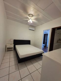 Queen bed and matress