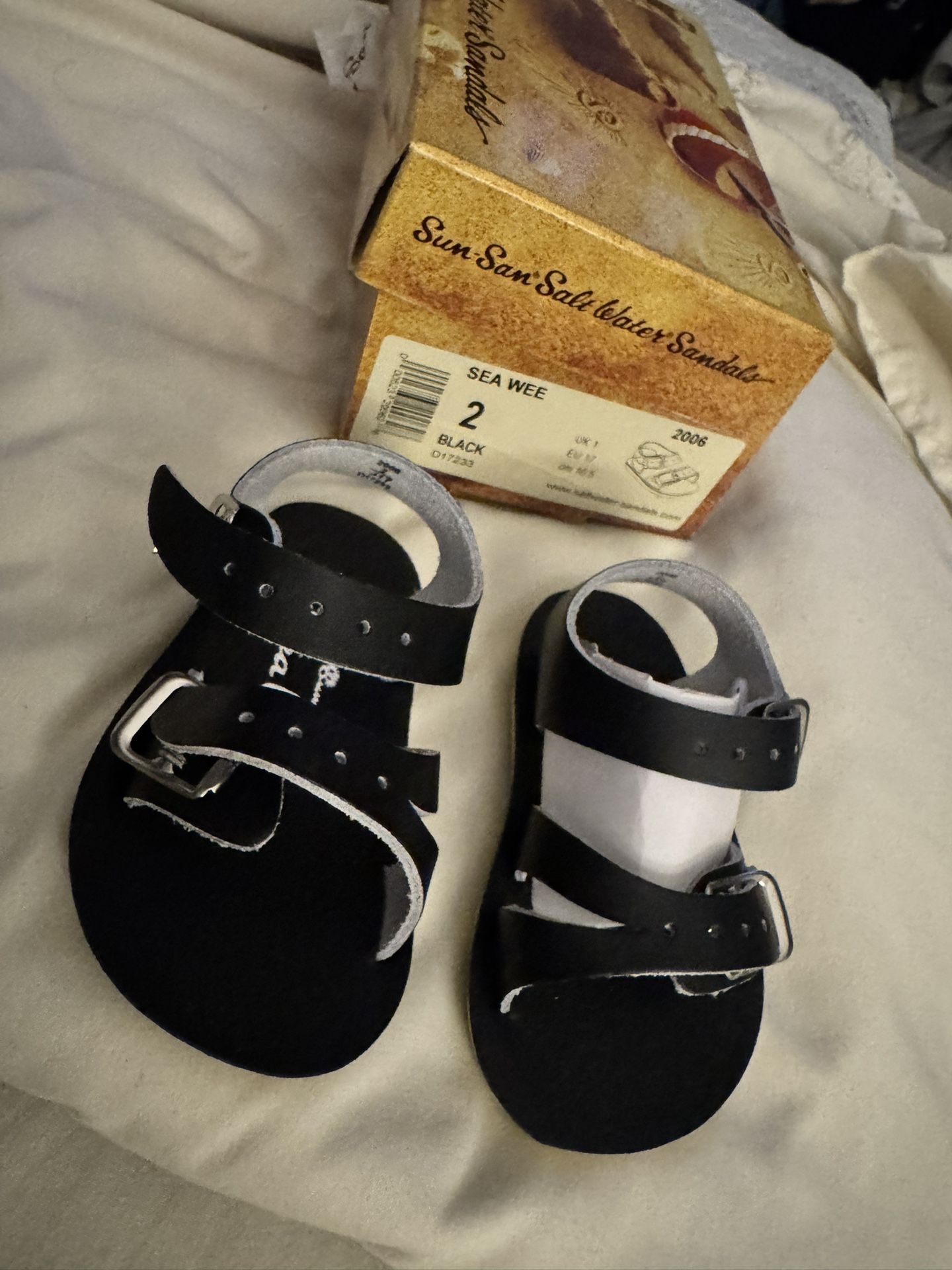 new salt water baby sandals