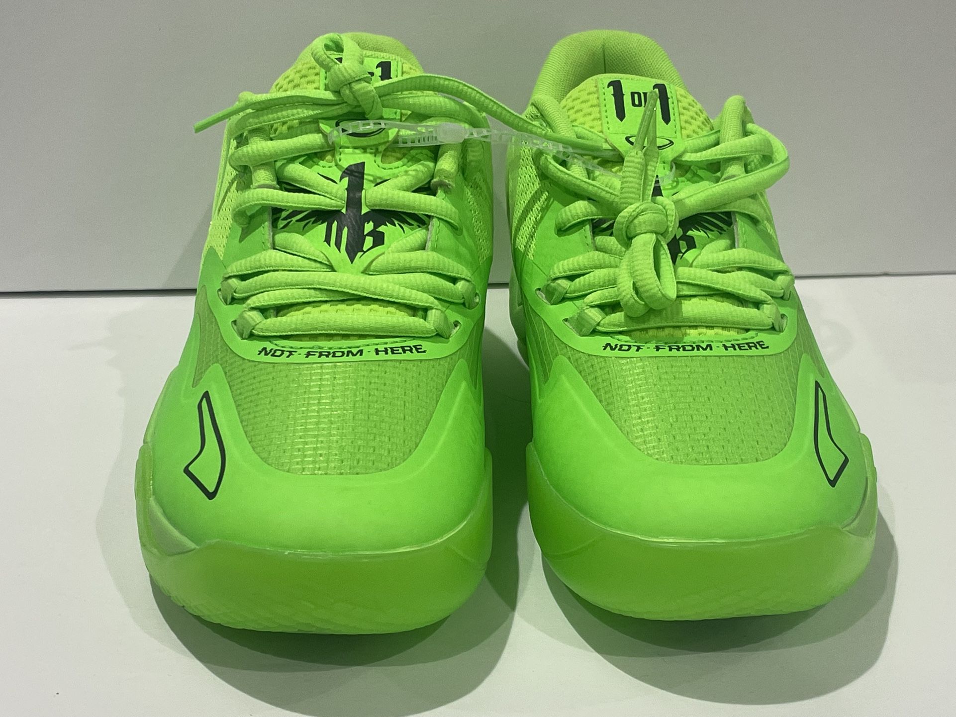 Puma Lámelo Ball MB.01 Green Gecko Volt Basketball Men’s 10