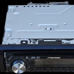 Pioneer DEH-X3600UI CD MP3 Receiver Car stereo