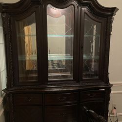 China Cabinet With Internal Light 