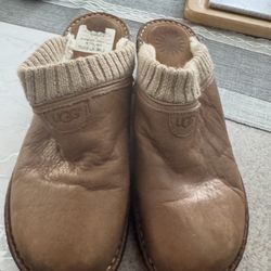UGGS —brown Slip on All leather Clogs