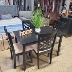 Small Black Dining Set With Beige Cushions (NEW)