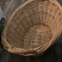 Wicker, laundry, basket, missing a handle