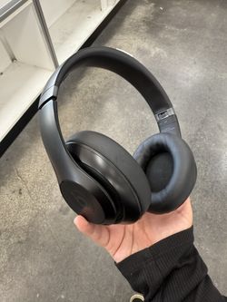 Beats Studio Pro