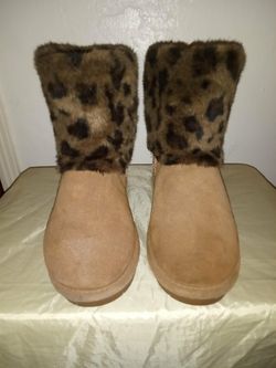 Bearpaw light brown with leopard fur