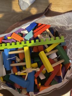 Colored Dominoes