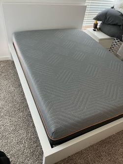 Full size mattress and bed frame
