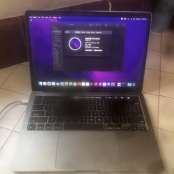 Apple MacBook Pro 2020 M1 chip 13 inch 8 GB ram