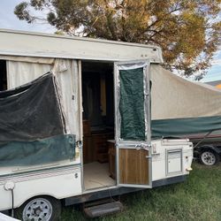 Moving Sale - Pop Up Camper 