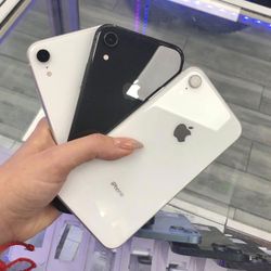 Apple iPhone XR Unlocked 