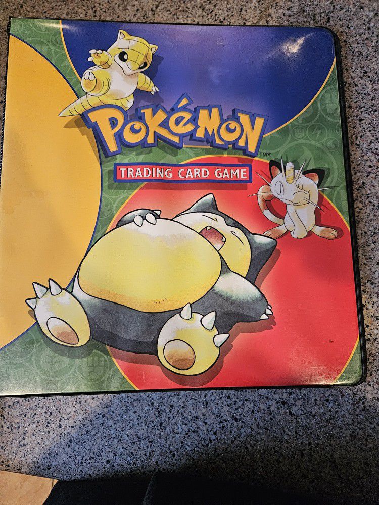 Pokemon TCG Collector's Album 1999 Wizards of the Coast Ultra Pro 3-Ring Binder