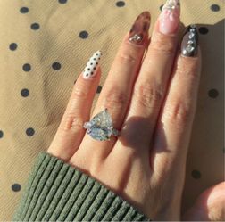 10ct big pear cut real Moissanite engagement ring vvs1 sz 6&7 available