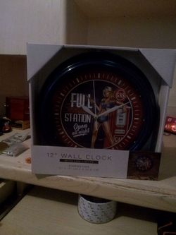 12" wall clock