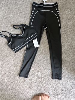 Alo Yoga Black Sports Bra and Leggings Set