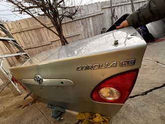 2004 Toyota Corolla Parts