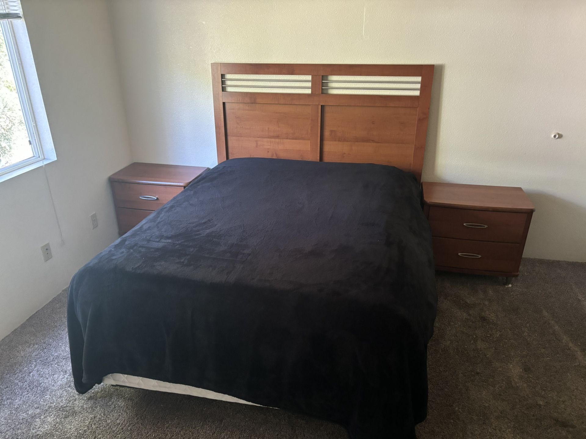 bedroom set - Full Size $200 obo