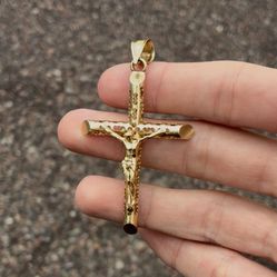 10 Karat Gold Crucifix Pendant 