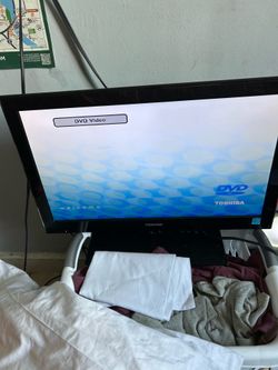 Toshiba 24” LED combo TV-DVD player