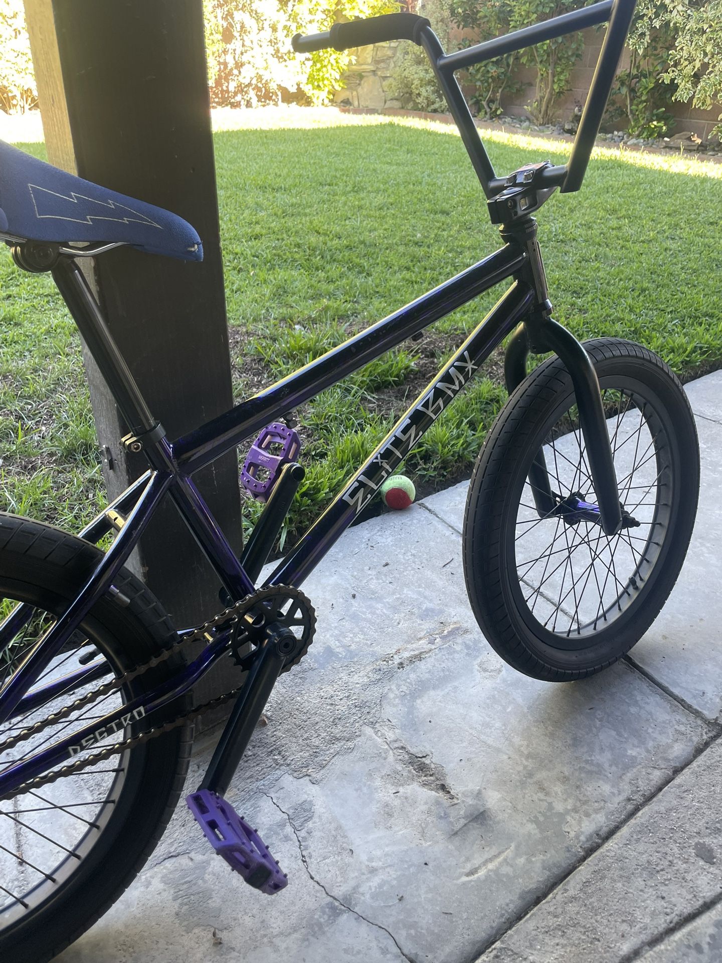 elite bmx 20in !need gone asap!