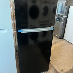 Element 18cu.ft Top Freezer Refrigerator - NEW MURRIETA LOCATION📍🎉