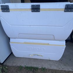 HIELERAS COLLERS IGLOO $60 EACH