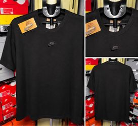 Nike Sportswear Premium Essentials T-Shirt Black NEW 100% Authentic