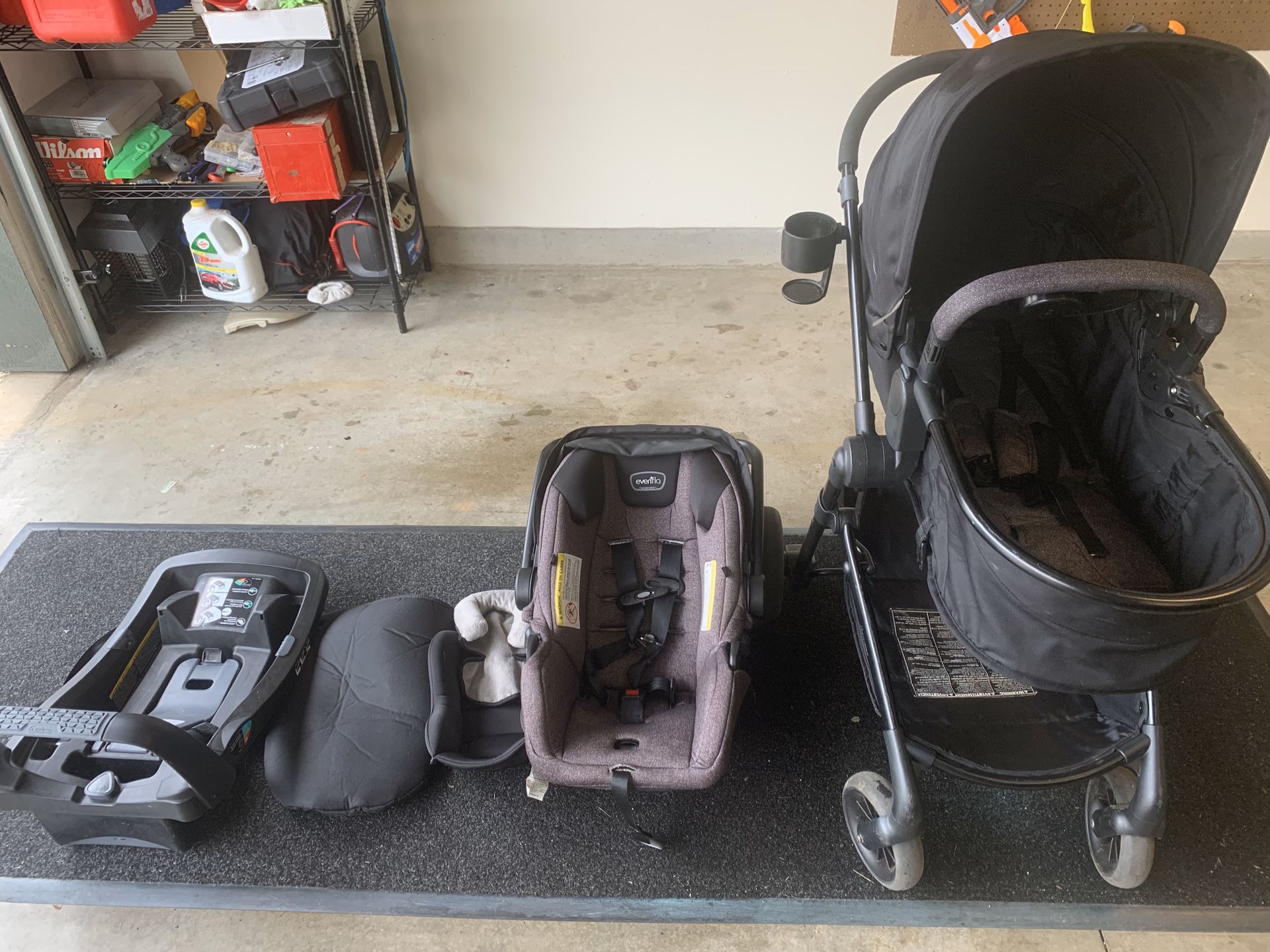 Evenflo pivot stroller and car seat travel system