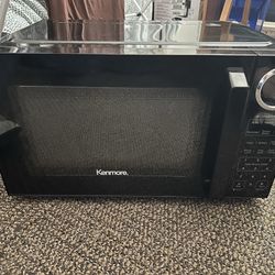 Kenmore 0.9 cu-ft microwave