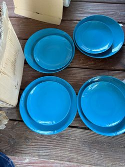 Blue Ceramic Dinner Plate Set