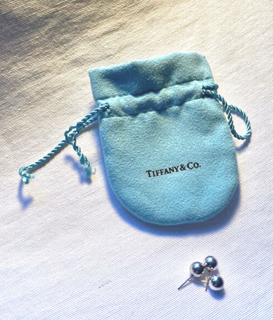 Tiffany & CO 8mm Silver Earrings with one extra
