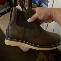 Avenger Men’s Waterproof Wedge Boot Size 9 1/2 Extra Wide