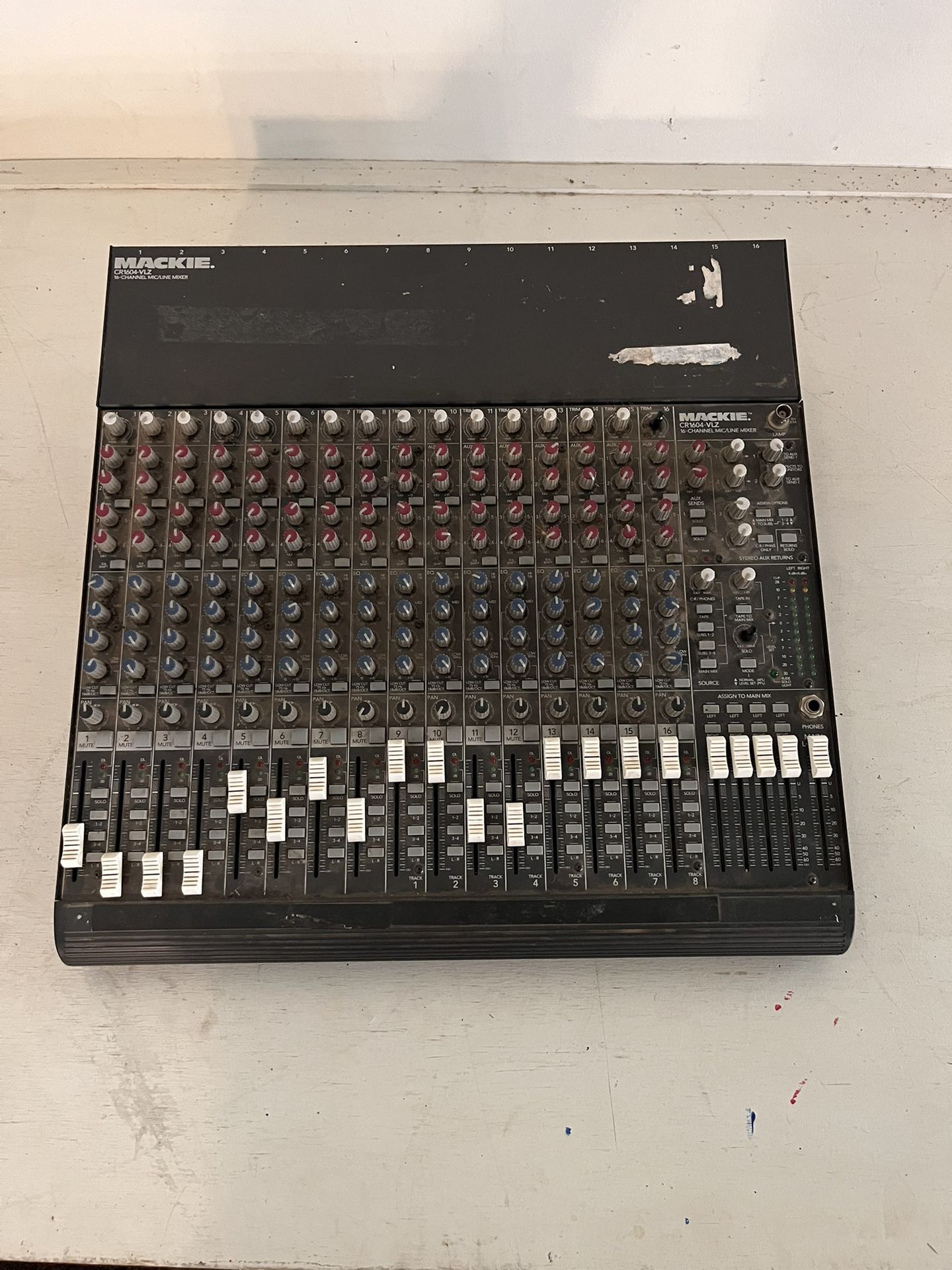 Mackie 16 Channel Mixing Board
