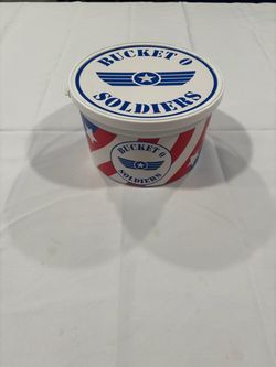 Pixar Toy Story Bucket O Soldiers Plastic Toy Bucket