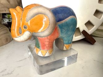 Incredible Fenix Raku Pottery Colorful Elephant Crackle Glaze Figurine South Africa Signed  Approx 4” x 6”   Please see my other listing for the Fenix
