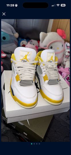 Air Jordan’s 4s retro