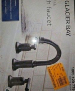 Glacier Bay Oswell 8 in. Widespread 2-Handle High-Arc Bathroom Faucet in Matte Black
