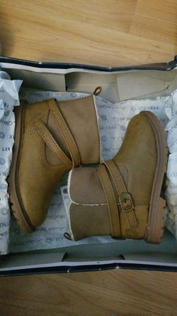 Brand new oshkosh boots