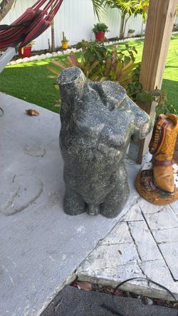 Modern Abstract Female Torso Sculpture – Outdoor/Indoor Decor