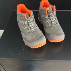 Men's 5 1/2 hiking boot