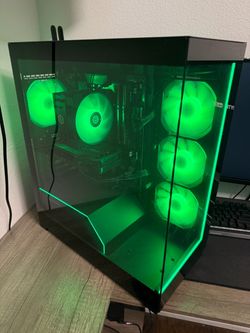 Cyberpower PC w/ accessories